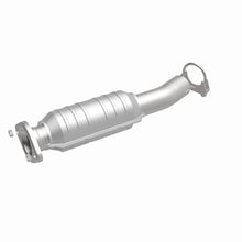Load image into Gallery viewer, MagnaFlow Direct Fit Catalytic Converter 04 Toyota Sienna 3.3L