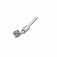 Load image into Gallery viewer, MagnaFlow Direct Fit Catalytic Converter 2004 - 2005 Volkswagen Jetta 1.8L