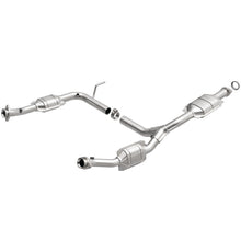 Load image into Gallery viewer, MagnaFlow Direct Fit Catalytic Converter 02-04 Explorer 4L Y OEM