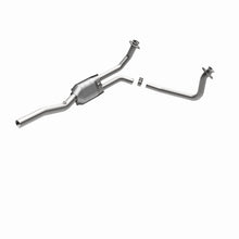 Load image into Gallery viewer, MagnaFlow Direct Fit Catalytic Converter 96-97 Dodge B1500/B2500/B3500 V8 Underbody