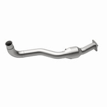 Load image into Gallery viewer, MagnaFlow Direct Fit Catalytic Converter01-05 GM Silv/Sierra 6.6L