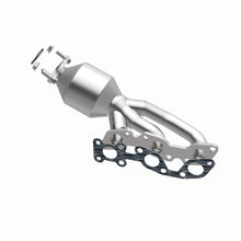 Load image into Gallery viewer, MagnaFlow Direct Fit Catalytic Converter 01-04 Nissan Frontier Passenger Side Manifold