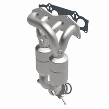 Load image into Gallery viewer, MagnaFlow Direct Fit Catalytic Converter 01-03 Toyota RAV4 2.0L