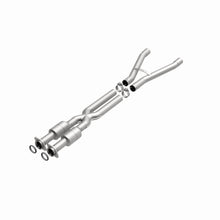 Load image into Gallery viewer, MagnaFlow Direct Fit Catalytic Converter 12-13 Chevy Corvette 6.2L