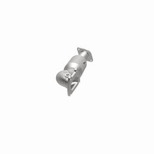 Load image into Gallery viewer, MagnaFlow Direct Fit Catalytic Converter 15-19 Ram 1500 3.6L OEM Grade Fed/EPA Compliant Manifold