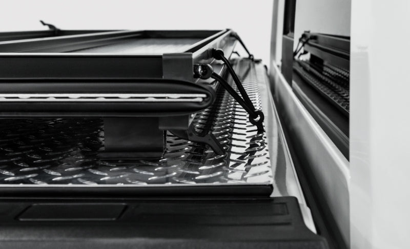 Access LOMAX Tri-Fold 09-17 Dodge Ram 1500 5ft 7in Short Bed (w/o RamBox Cargo Management System)