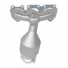 Load image into Gallery viewer, MagnaFlow Direct Fit Catalytic Converter 06-08 Hyun/Kia 3.8L R