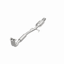 Load image into Gallery viewer, MagnaFlow Direct Fit Catalytic Converter 2004 LANCER 2.4L L Underbody