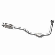 Load image into Gallery viewer, MagnaFlow Direct Fit Catalytic Converter 99-01 Ford Explorer 5.0L