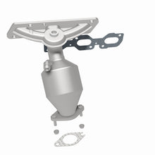 Load image into Gallery viewer, MagnaFlow Direct Fit Catalytic Converter 01-05 Ford Escape 3.0L