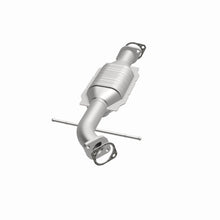 Load image into Gallery viewer, MagnaFlow Direct Fit Catalytic Converter 02-05 Sedona 3.5L rr OEM