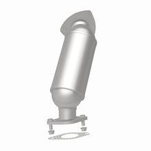 Load image into Gallery viewer, MagnaFlow Direct Fit Catalytic Converter 2013-2015 GMC Acadia