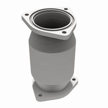 Load image into Gallery viewer, MagnaFlow Direct Fit Catalytic Converter 99-02 Daewoo Nubira 2.0L fr