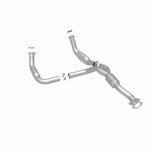 Load image into Gallery viewer, MagnaFlow Direct Fit Catalytic Converter 2011-2012 EXPRESS 2500 6.0L 6.0L Underbody