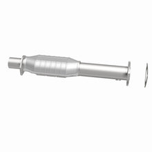 Load image into Gallery viewer, MagnaFlow Direct Fit Catalytic Converter 95-98 GM S10 Pickup 4.3L