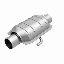 Load image into Gallery viewer, MagnaFlow Universal Catalytic Converter 3 W/Air FED