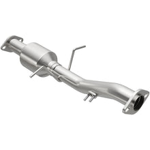 Load image into Gallery viewer, MagnaFlow Direct Fit Catalytic Converter 95-98 Toyota T100 2WD 3.4L