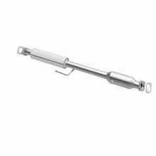 Load image into Gallery viewer, MagnaFlow Direct Fit Catalytic Conv 11-14 Sonata 2.4L Underbody (OEM Grade Federal / EPA Compliant)