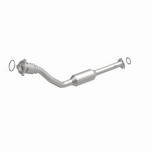 Load image into Gallery viewer, MagnaFlow Direct Fit Catalytic Converter 99-02 GM Alero/Sunfire 2.4L