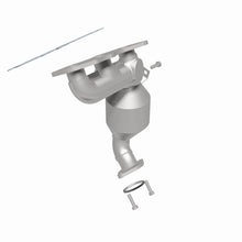 Load image into Gallery viewer, MagnaFlow Direct Fit Catalytic Converter 11-15 Sienna 3.5 Manifold