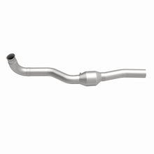 Load image into Gallery viewer, MagnaFlow Direct Fit Catalytic Converter 06- GM Silv/Sierra 6.6L
