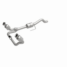 Load image into Gallery viewer, MagnaFlow Direct Fit Catalytic Converter 00-03 Dodge Durango 4.7L