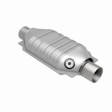 Load image into Gallery viewer, MagnaFlow Universal Catalytic Converter 2 W/O2 Boss