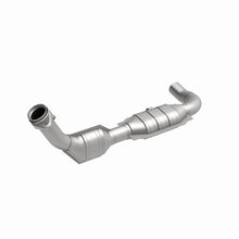 Load image into Gallery viewer, MagnaFlow Direct Fit Catalytic Converter 99 F150 4.6L V8 D/S 2WD