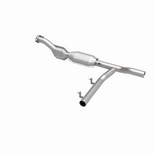 Load image into Gallery viewer, MagnaFlow Direct Fit Catalytic Converter F150/F250 97-98 4.6L PS 4wd