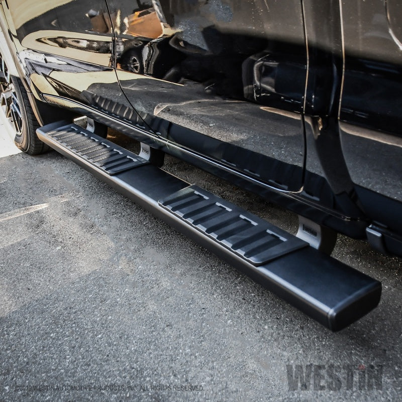 Westin 19-22 Chevrolet Silverado 1500 DC (Excl. 2019 LD/Limited) R7 Nerf Step Bars - Black - GTR Auto