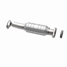 Load image into Gallery viewer, MagnaFlow Direct Fit Catalytic Converter 04 Toyota Sienna 3.3L