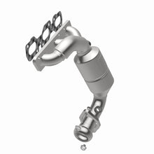Load image into Gallery viewer, MagnaFlow Direct Fit Catalytic Converter 01-05 Ford Escape / Mazda Tribute 2.0L (CA Emissions)
