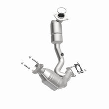 Load image into Gallery viewer, MagnaFlow Direct Fit Catalytic Converter 00-03 Ford Taurus 3.0 Front