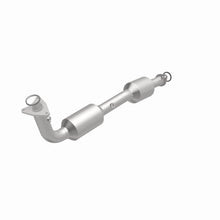 Load image into Gallery viewer, MagnaFlow Direct Fit Catalytic Converter 07-09 Toyota Tundra/Sequoia V8 4.7L