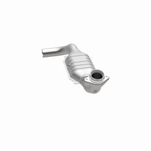 Load image into Gallery viewer, MagnaFlow Direct Fit Catalytic Converter 05 Expedition D/S 5.4 OEM