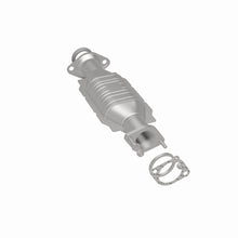 Load image into Gallery viewer, MagnaFlow Direct Fit Catalytic Converter 2003-2006 MONTERO 3.8 L Underbody