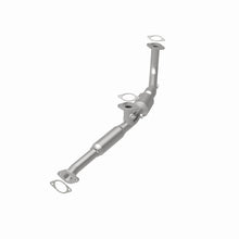 Load image into Gallery viewer, MagnaFlow Direct Fit Catalytic Converter 96-00 Dodge Avenger 2.5L Front