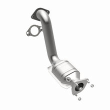 Load image into Gallery viewer, MagnaFlow Direct Fit Catalytic Converter 02-04 Ford Focus L4-2.0L