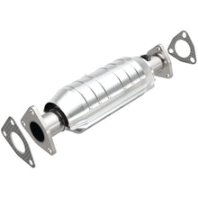 Load image into Gallery viewer, MagnaFlow Direct Fit Catalytic Converter 99-02 Odyssey 3.5L OEM