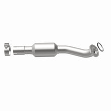 Load image into Gallery viewer, MagnaFlow Direct Fit Catalytic Converter 09-12 Toyota RAV4 2.5 3.5 Underbody