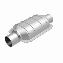 Load image into Gallery viewer, MagnaFlow Universal Catalytic Converter 2.50inch 1-O2 Rear 50 State