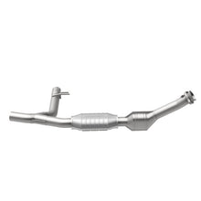 Load image into Gallery viewer, MagnaFlow Direct Fit Catalytic Converter 97-98 Expedition-Navigator