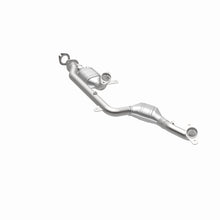 Load image into Gallery viewer, MagnaFlow Direct Fit Catalytic Converter 95-97 Lincoln Continental