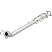 Load image into Gallery viewer, MagnaFlow Direct Fit Catalytic Converter 05-13 Nissan Frontier 2.5L