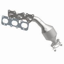 Load image into Gallery viewer, MagnaFlow Direct Fit Catalytic Converter 2009 Kia Borrego 3.8L Passenger Side