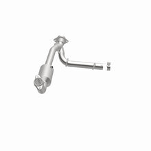 Load image into Gallery viewer, MagnaFlow Direct Fit Catalytic Converter 05-06 Lincoln Navigator 5.4L w/ 3in Main Piping