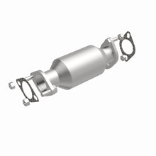 Load image into Gallery viewer, MagnaFlow Direct Fit Catalytic Converter 2007 Sorento V6 3.8 OEM Underbody