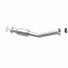 Load image into Gallery viewer, MagnaFlow Direct Fit Catalytic Converter 2011-2015 Juke L4 1.6 OEM Underbody