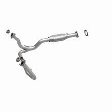 Load image into Gallery viewer, MagnaFlow Direct Fit Catalytic Converter 2000 S10 4.3L 4WD