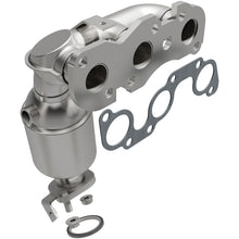 Load image into Gallery viewer, MagnaFlow Direct Fit Catalytic Converter 2002 Toyota Avalon 3.0L